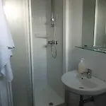 Πανσιόν Caracas 3*